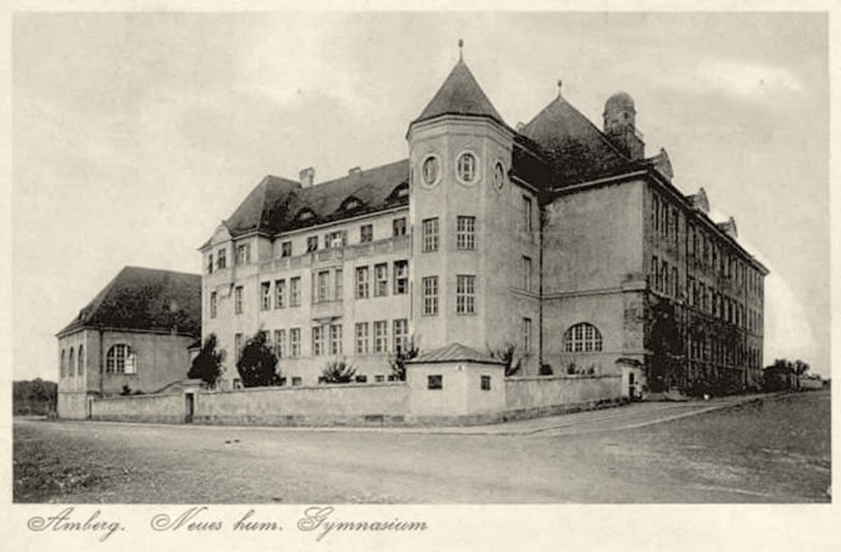 Amberg (Oberpfalz). Schule