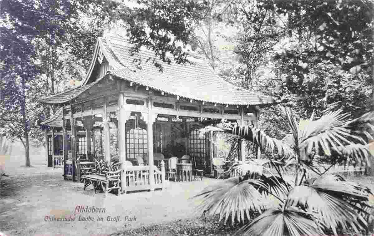Altdöbern. Chinesische Laube in Gräfliche Park, 1920