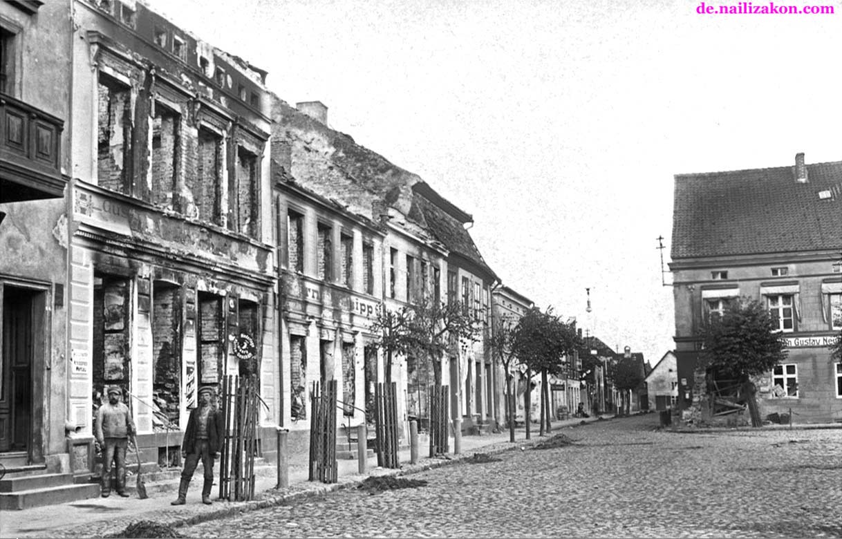Allenburg (Druschba). Ruinen auf dem Marktplatz, 1914-1918