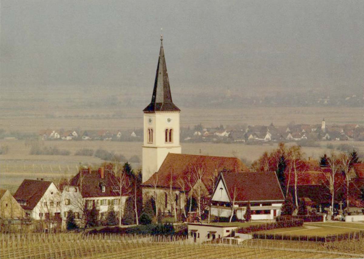 Ballrechten-Dottingen. Katholische Pfarrkirche St Erasmus