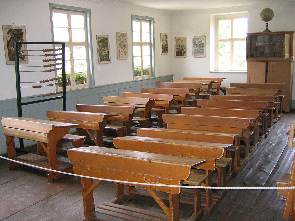Bubsheim. Klassenzimmer im Freilichtmuseum Neuhausen