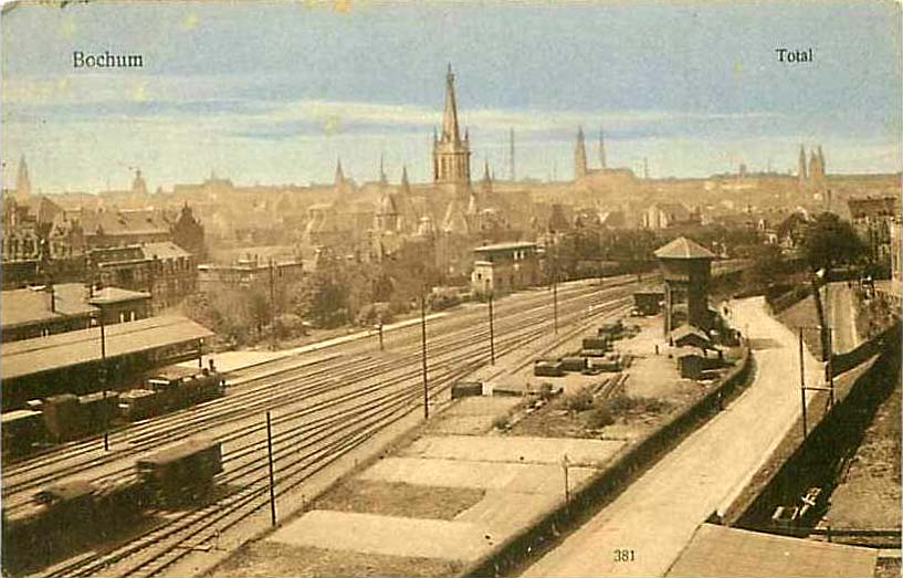 Bochum. Panorama der Stadt und Bahnhof
