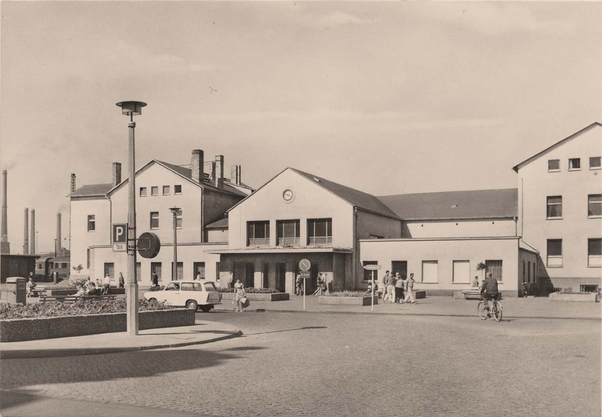Bitterfeld-Wolfen. Bahnhof
