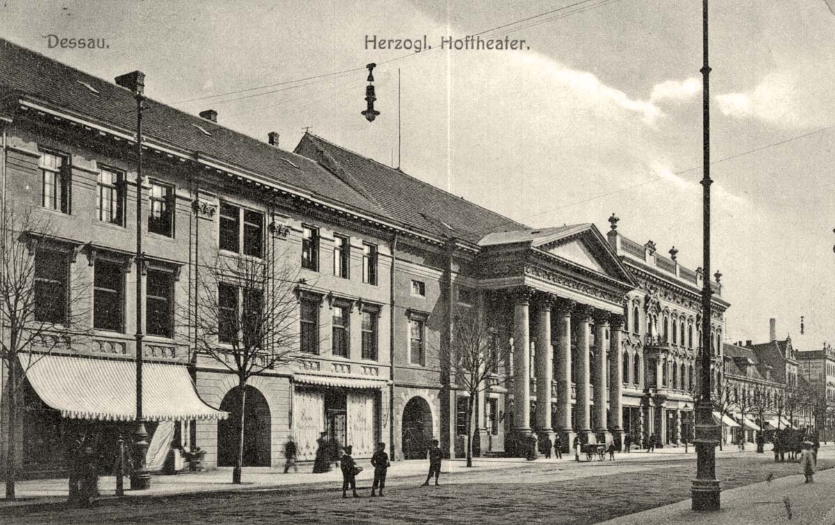 Dessau-Roßlau. Herzogliche Hoftheater