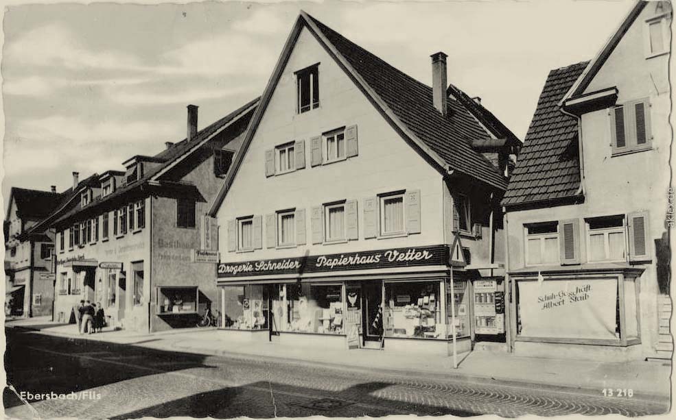 Ebersbach-Neugersdorf. Drogerie Schneider, Papierhaus Vetter, 1958