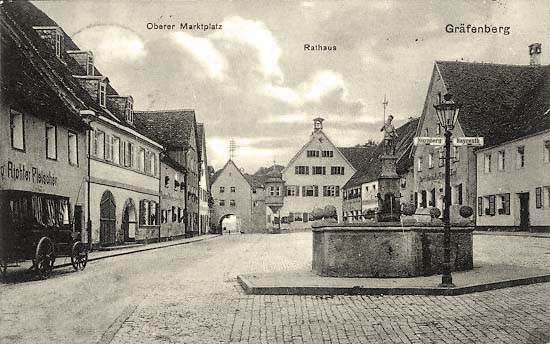 Gräfenberg. Oberer Marktplatz mit Rathaus