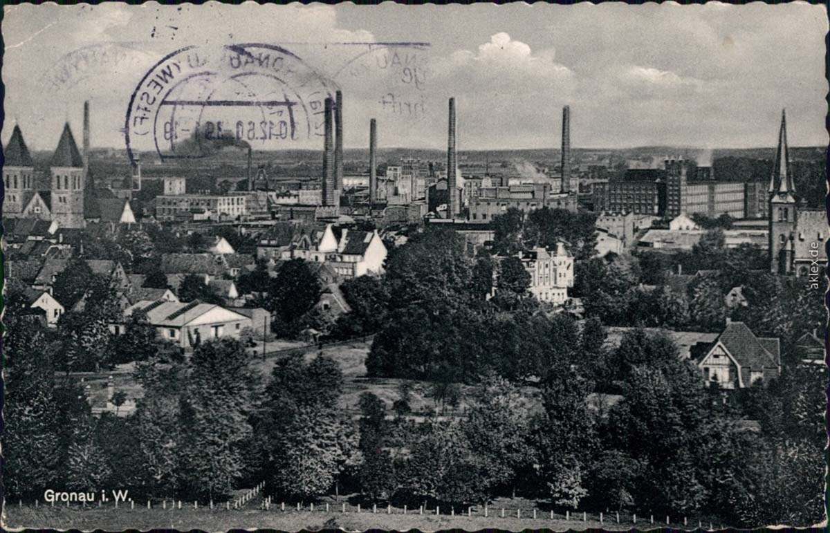 Gronau (Westf). Blick von Stadt und Fabrikanlagen, 1961