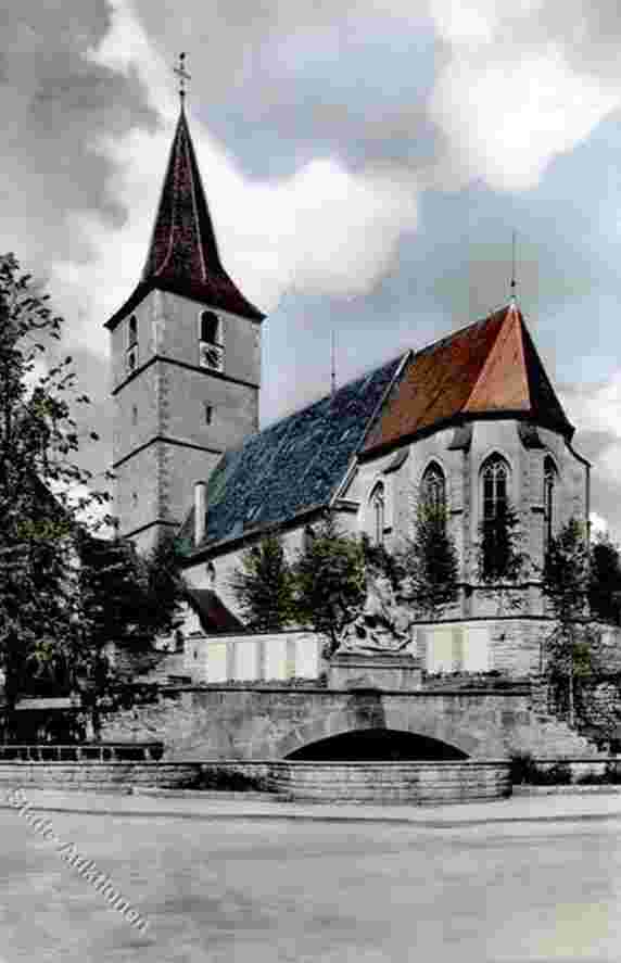 Holzgerlingen. Kirche und Kriegerdenkmal