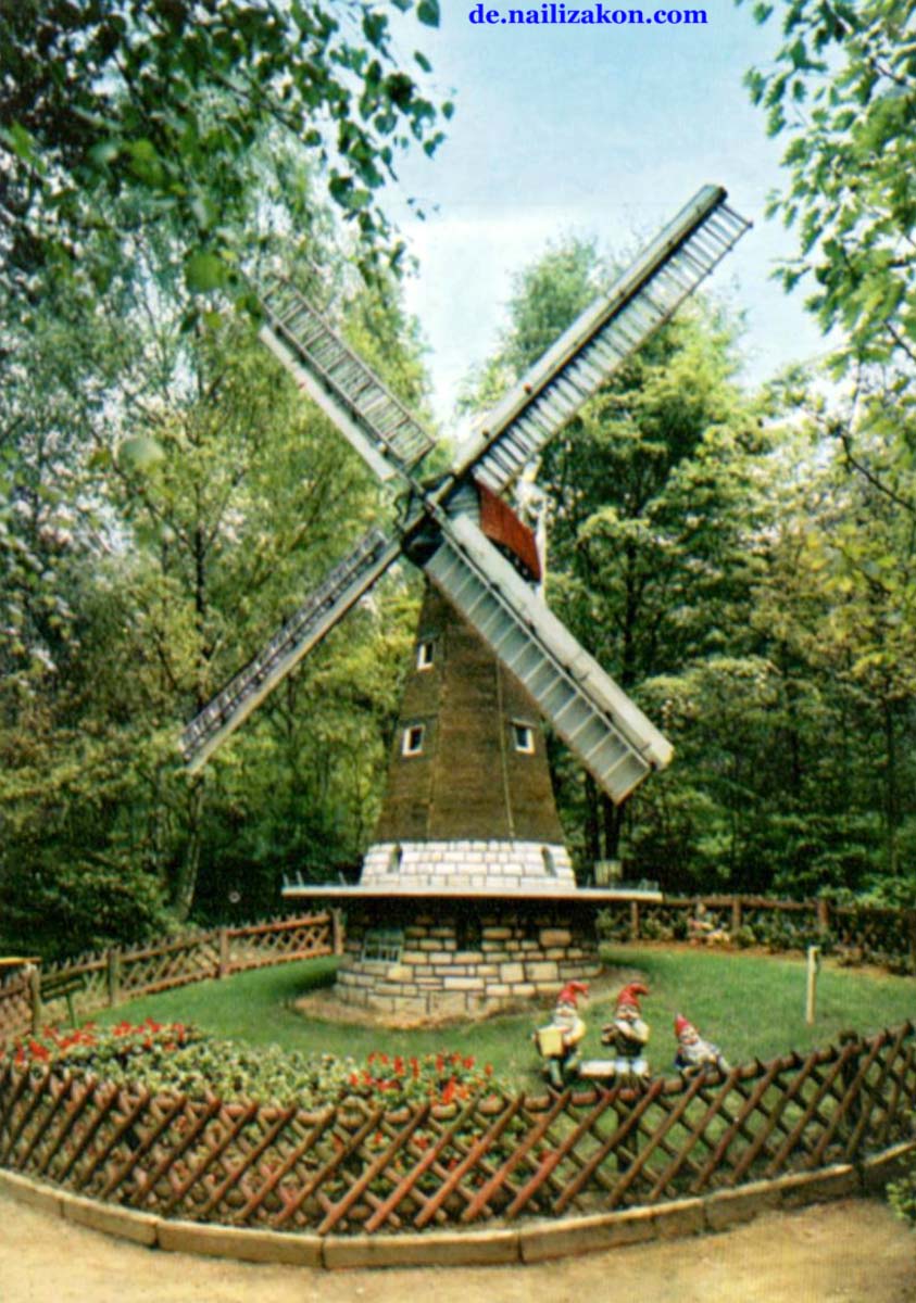 Ibbenbüren. Märchenwald - Holländische Windmühle