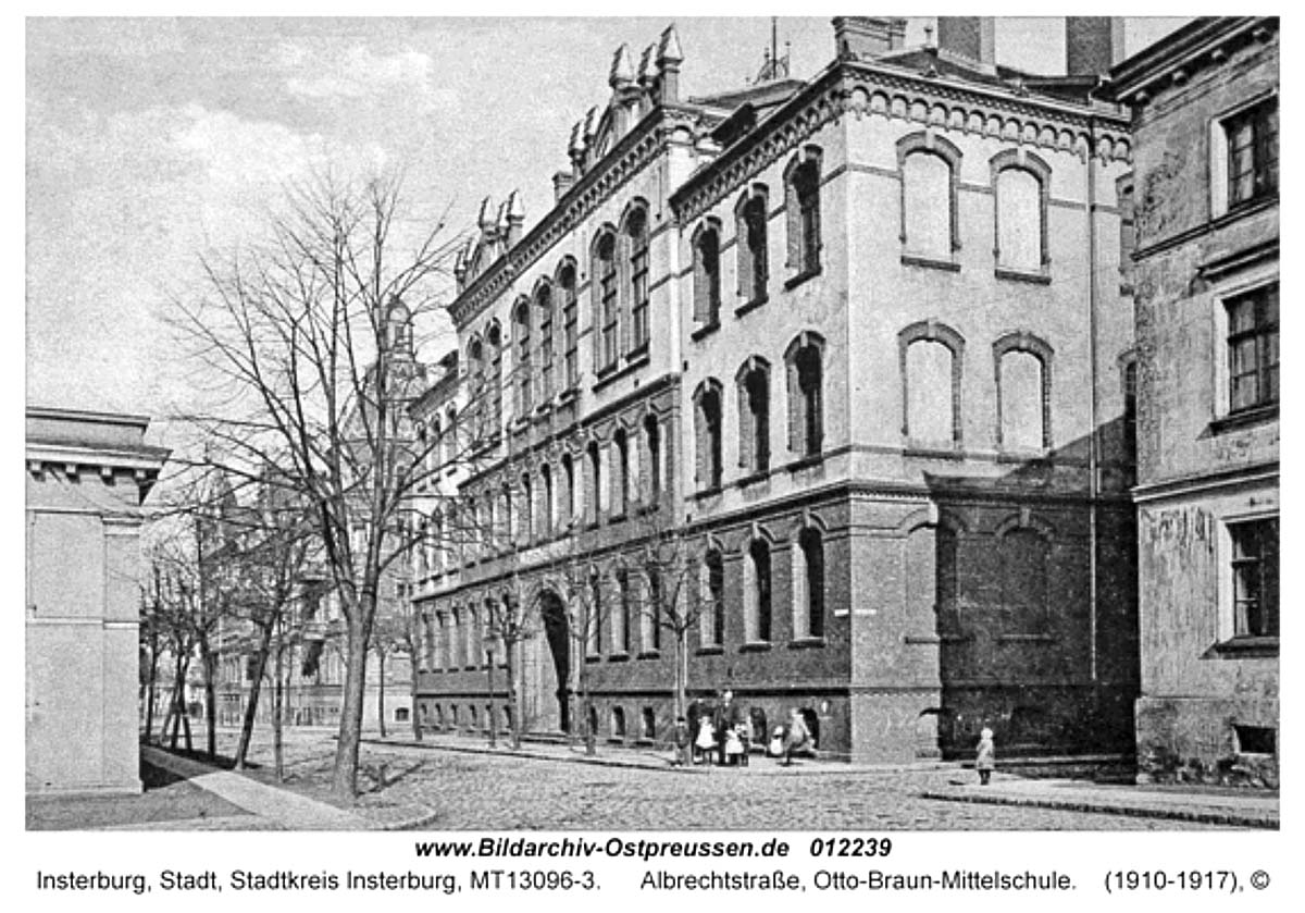 Insterburg (Tschernjachowsk). Albrechtstraße, Otto-Braun-Mittelschule, 1910-1917