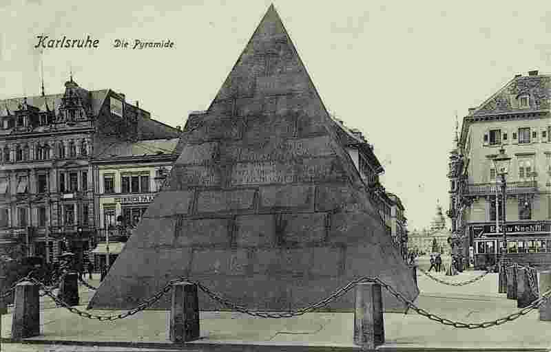 Karlsruhe. Die Pyramide