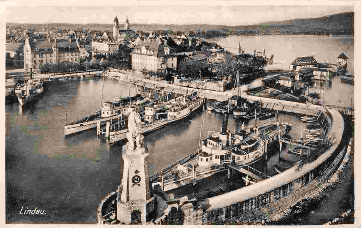 Lindau. Blick vom Leuchtturm am Hafen