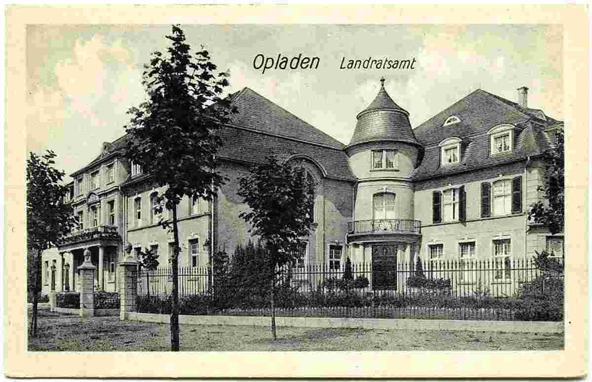 Leverkusen. Opladen - Landratsamt