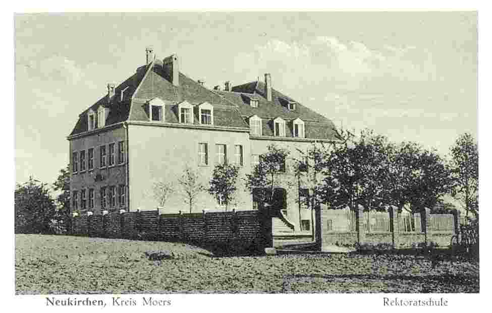 Moers. Neukirchen, Rektoratsschule um 1930