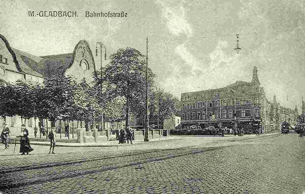 Mönchengladbach. Bahnhofstraße