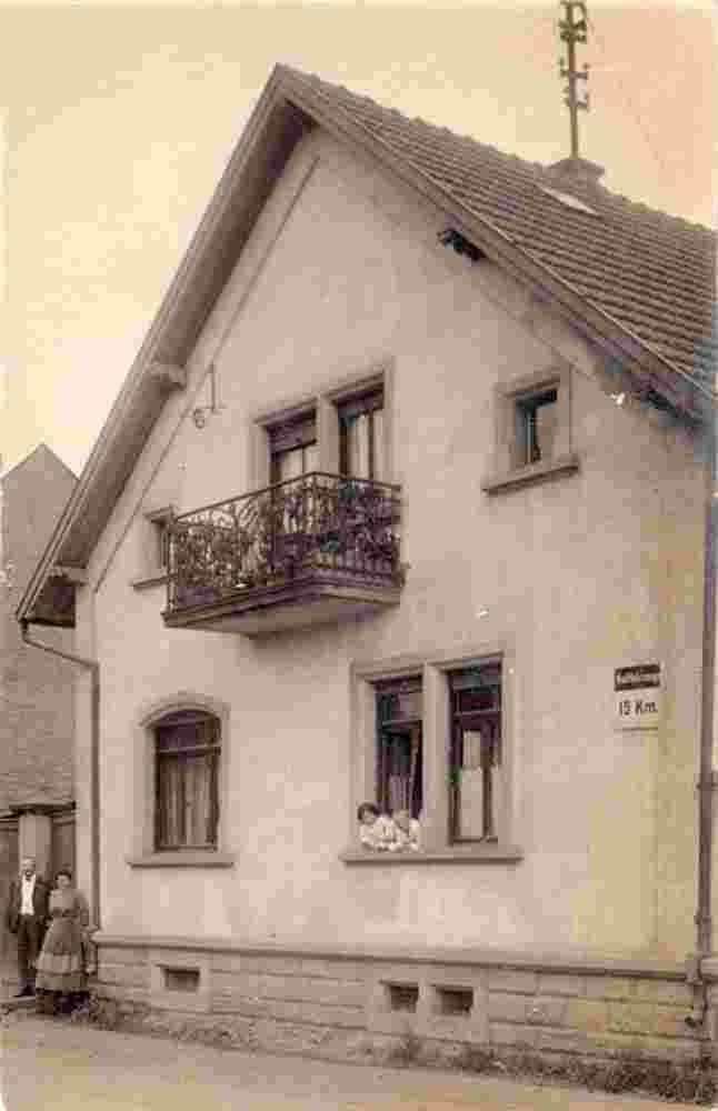 Mutterstadt. Haus mit Einwohner, 1913