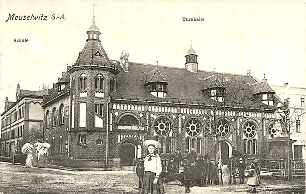 Meuselwitz. Schule und Turnhalle, 1903