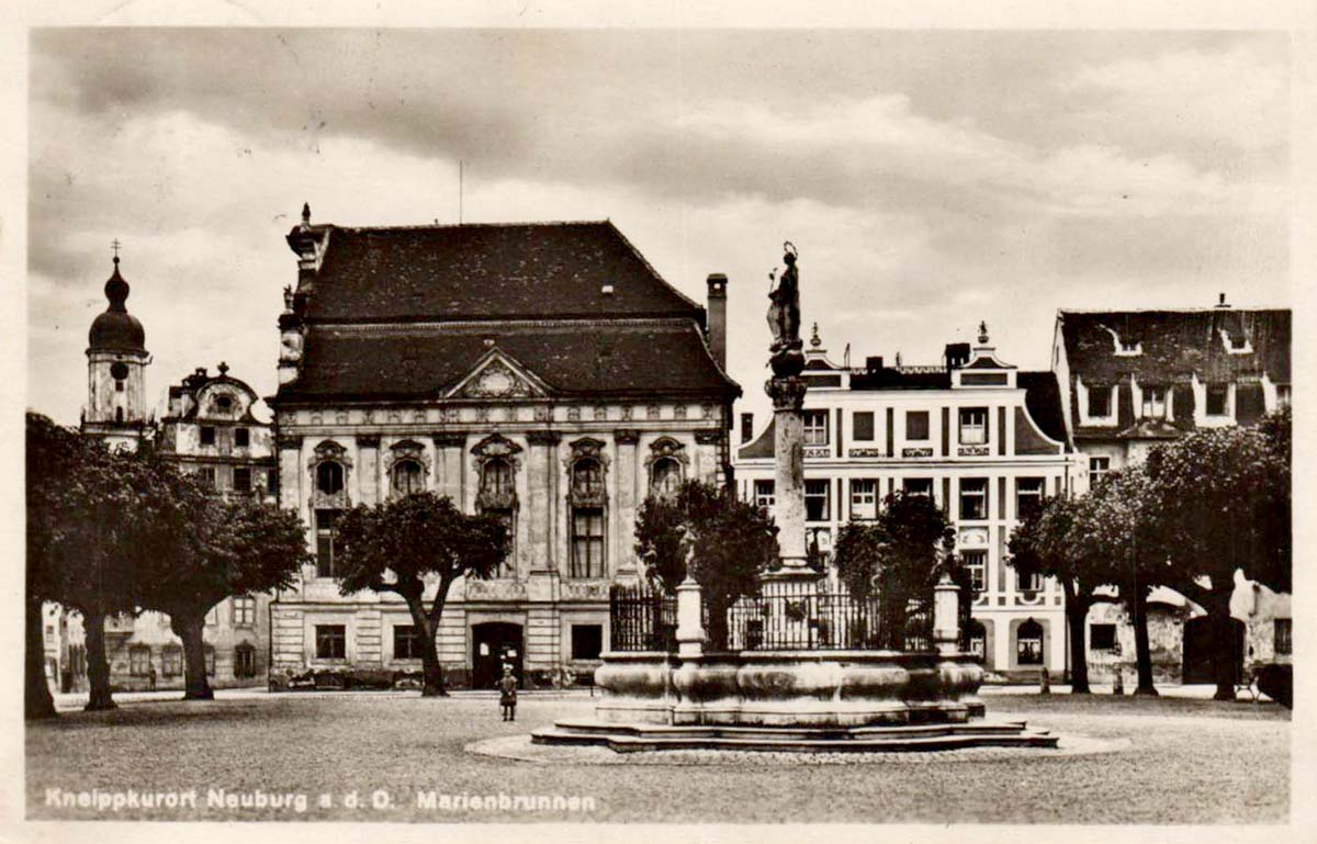 Neuburg an der Donau. Karlsplatz - Marienbrunnen, 1928