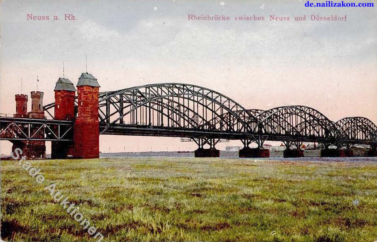 Neuss. Rheinbrücke zwischen Neuss und Duesseldorf