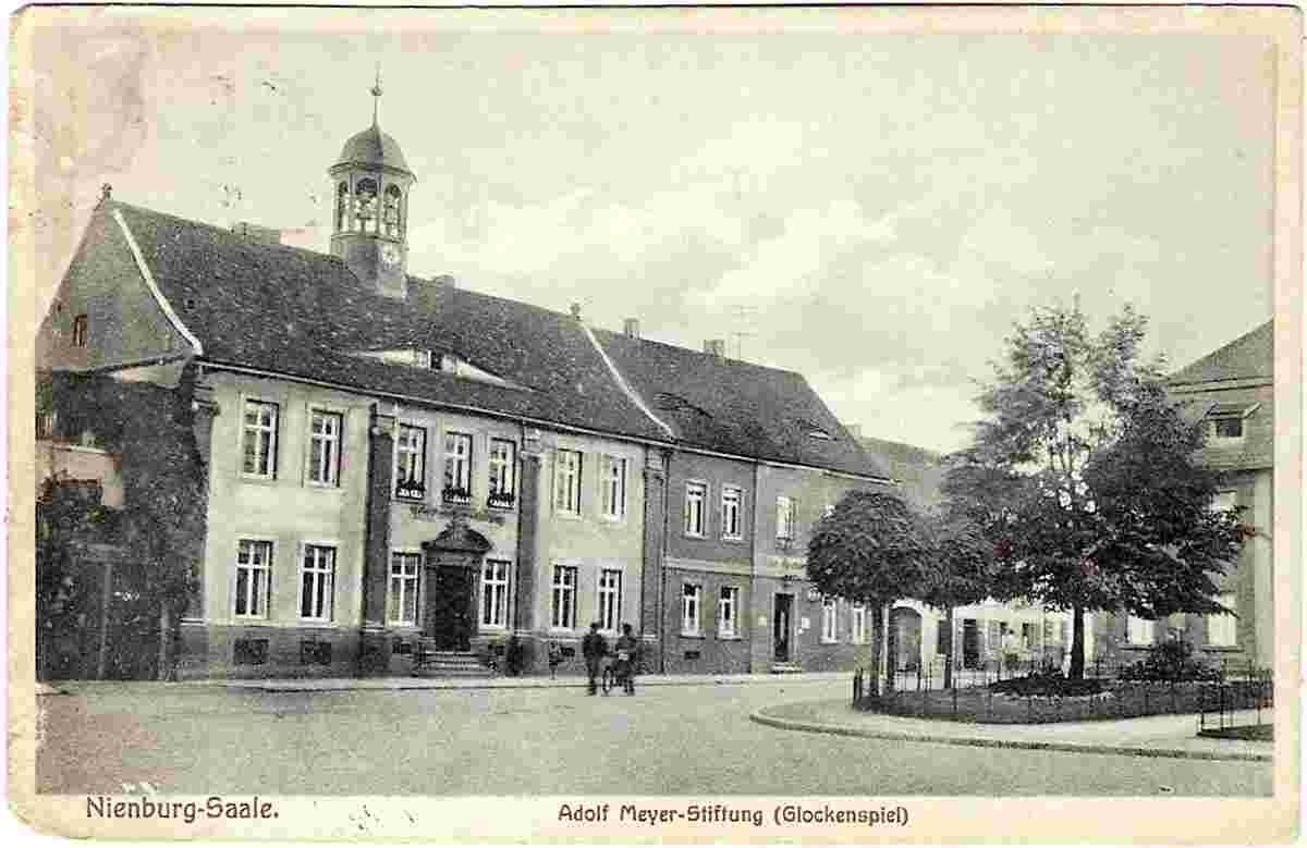 Nienburg. Adolf Meyer-Stiftung, Glockenspiel