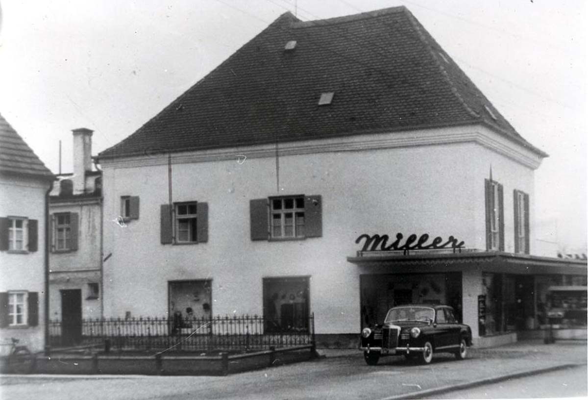 Olching - Kaufhaus Miller wieder aufgebaut, 1965
