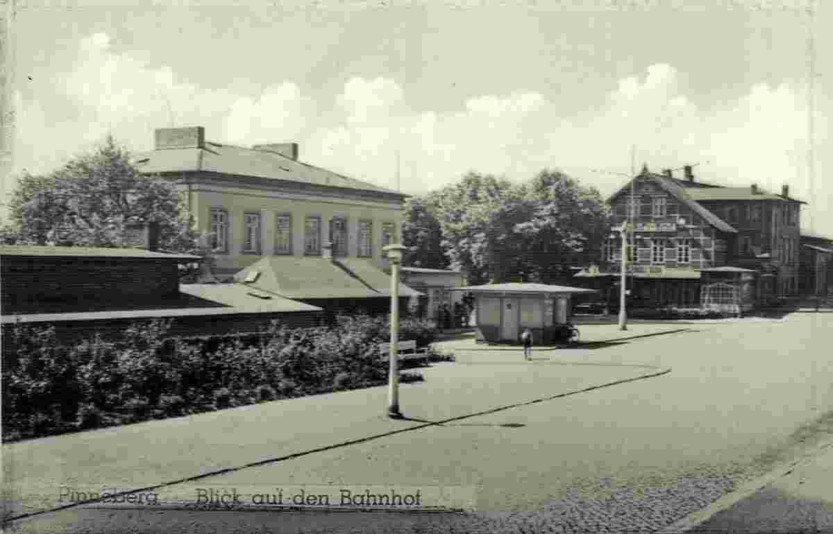 Pinneberg. Bahnhof, 40er Jahre