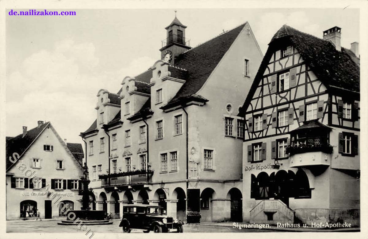 Sigmaringen. Rathaus und Hof-Apotheke