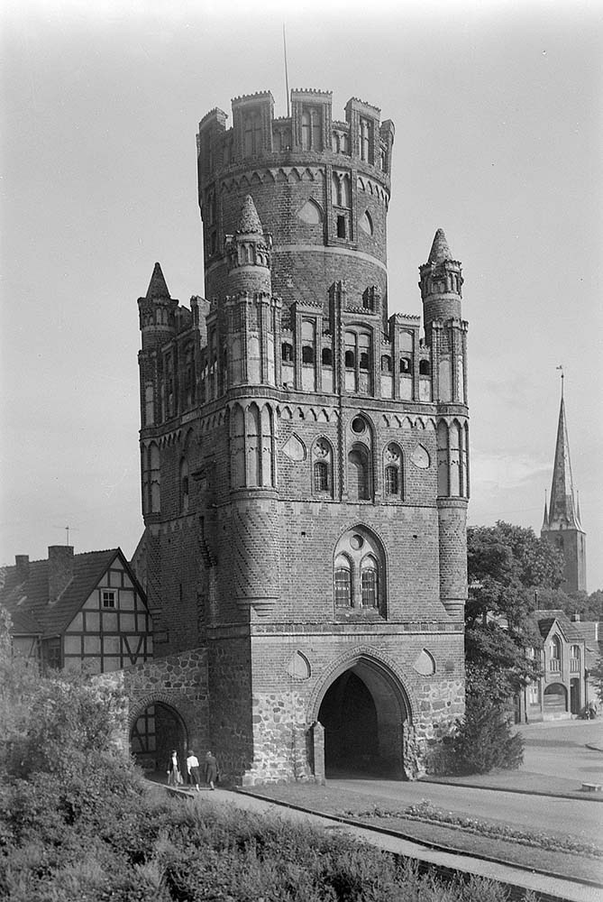 Stendal. Ünglinger Turm und Tor, 1950-1977