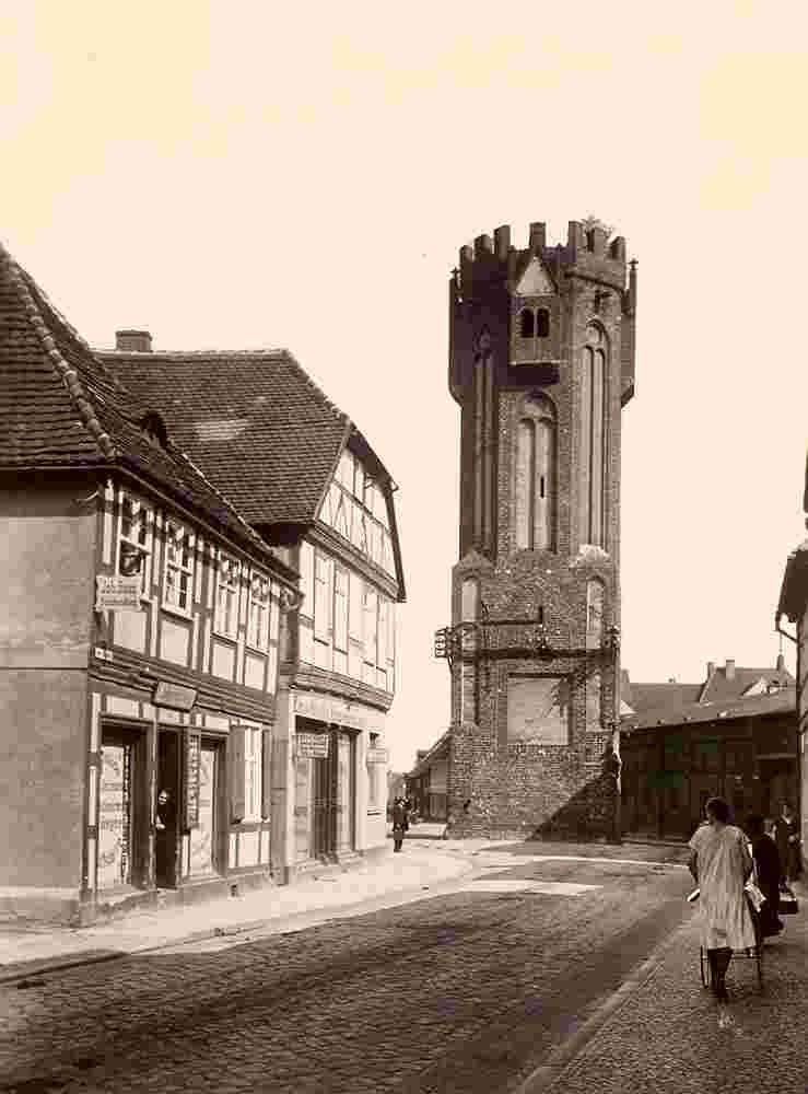 Tangermünde. Eulenturm und Hünerdorfer Tor, 1930