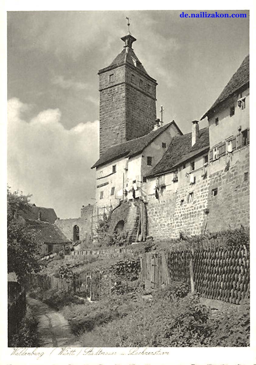 Waldenburg (Baden). Stadtmauer mit Lachnersturm, 1940