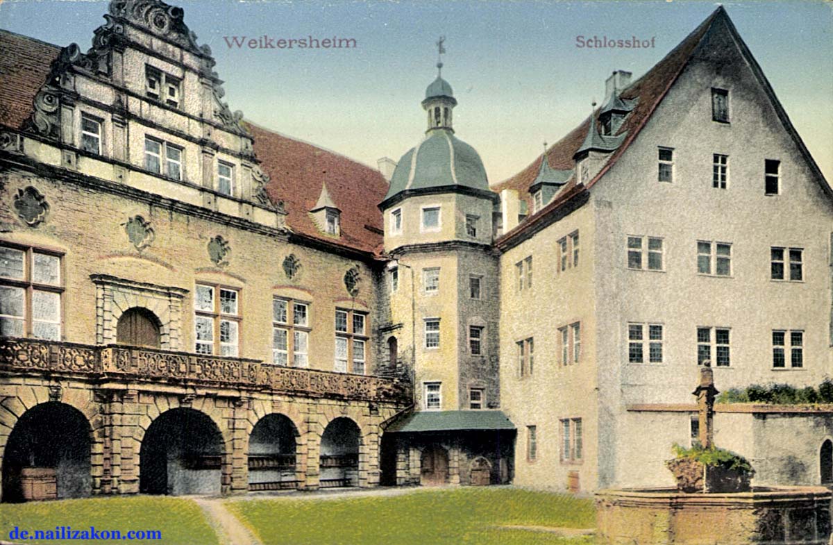 Weikersheim. Schlosshof