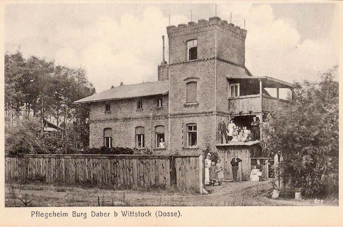 Wittstock (Dosse). Burg Daber, Pflegeheim, Personal und Patienten