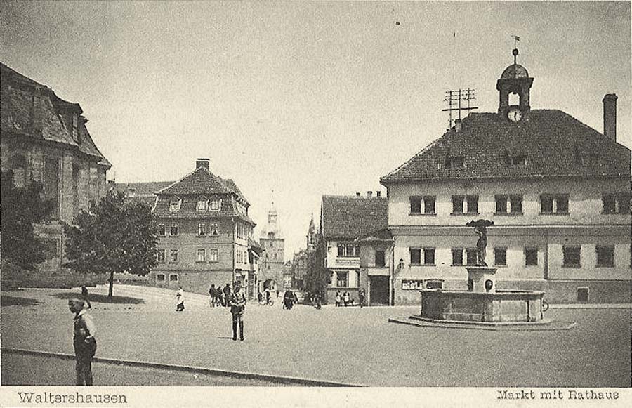 Waltershausen. Markt mit Rathaus