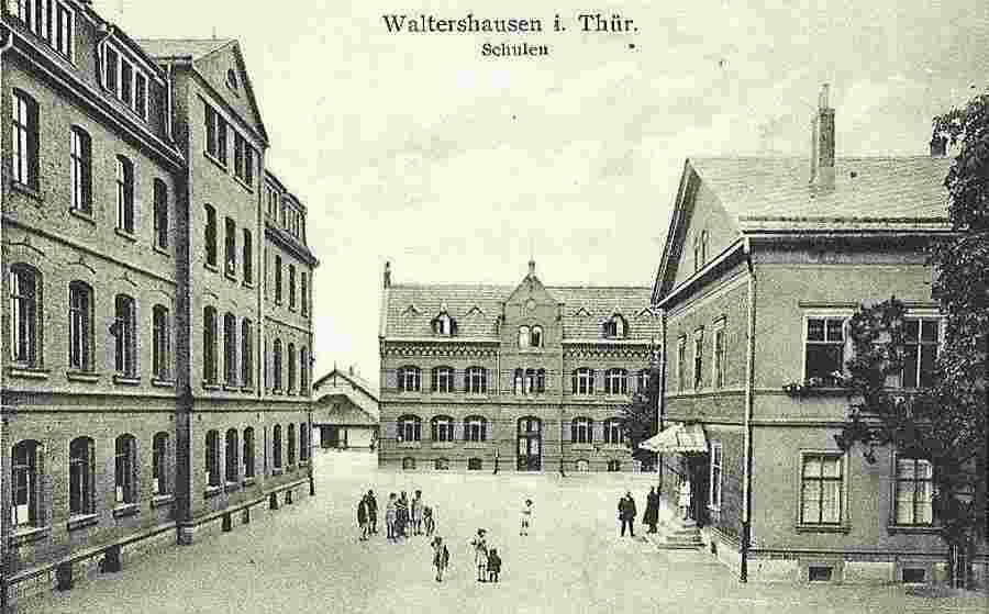 Waltershausen. Stadtplatz