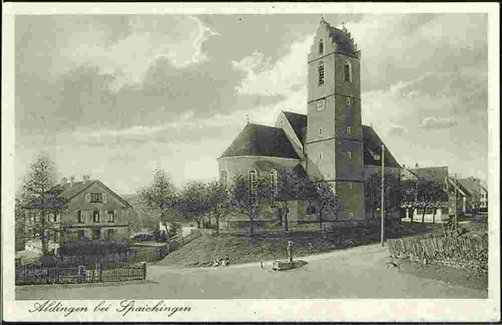 Panorama von Aldingen mit Kirche
