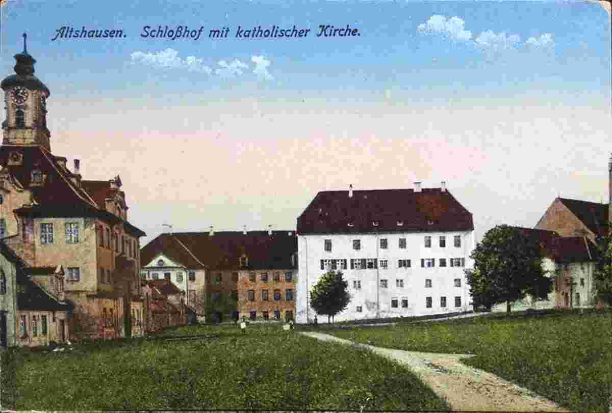 Altshausen. Schlosshof mit Katholischer Kirche, 1910
