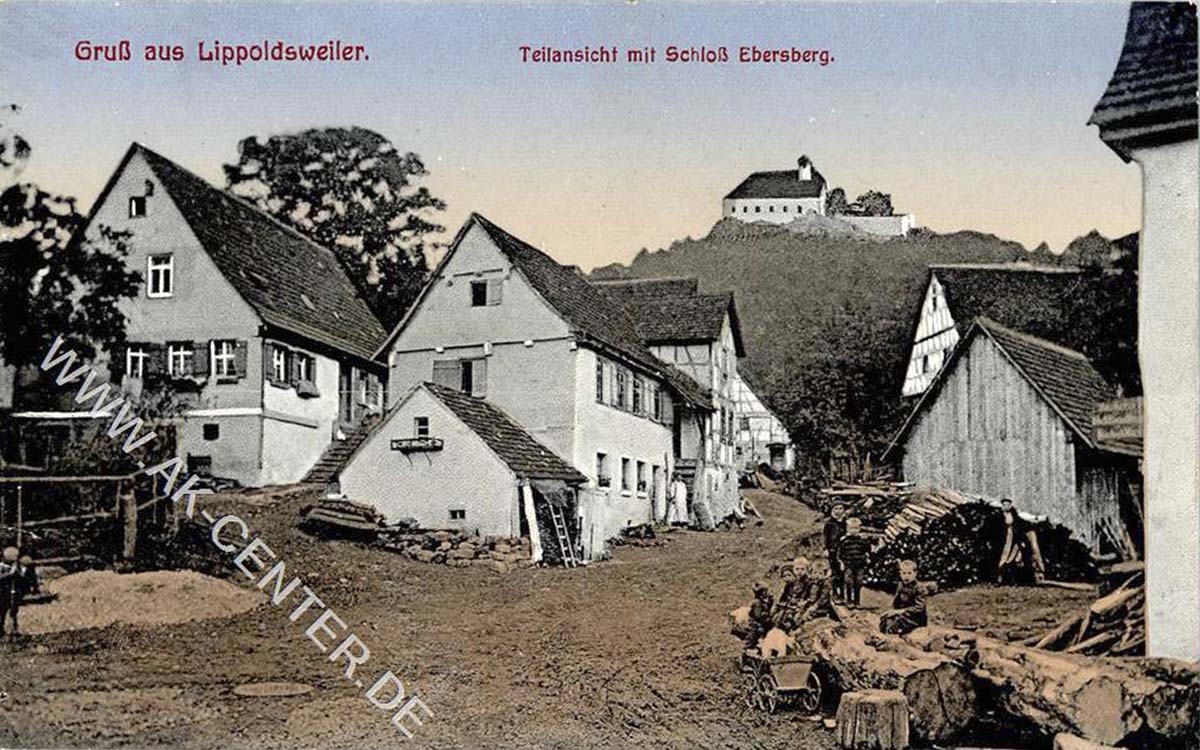 Auenwald. Lippoldsweiler - Panorama von Dorf mit Schloß Ebersberg