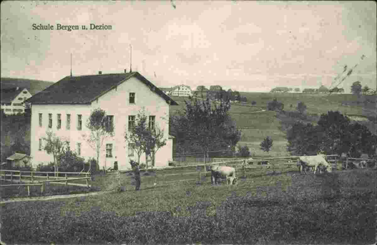 Altusried. Schule Bergen und Dezion, Kühe, um 1940