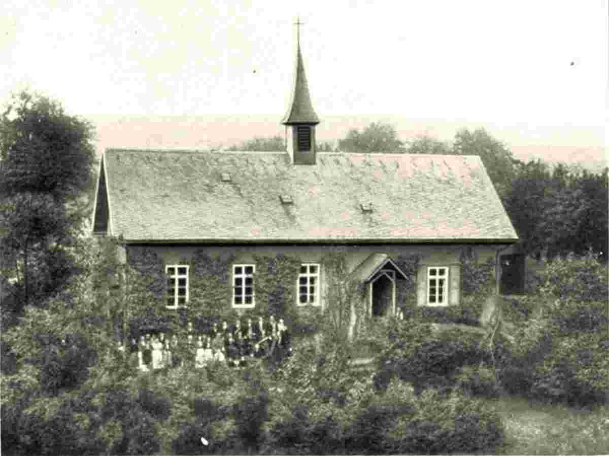 Allendorf (Lumda). Die erste Kirche
