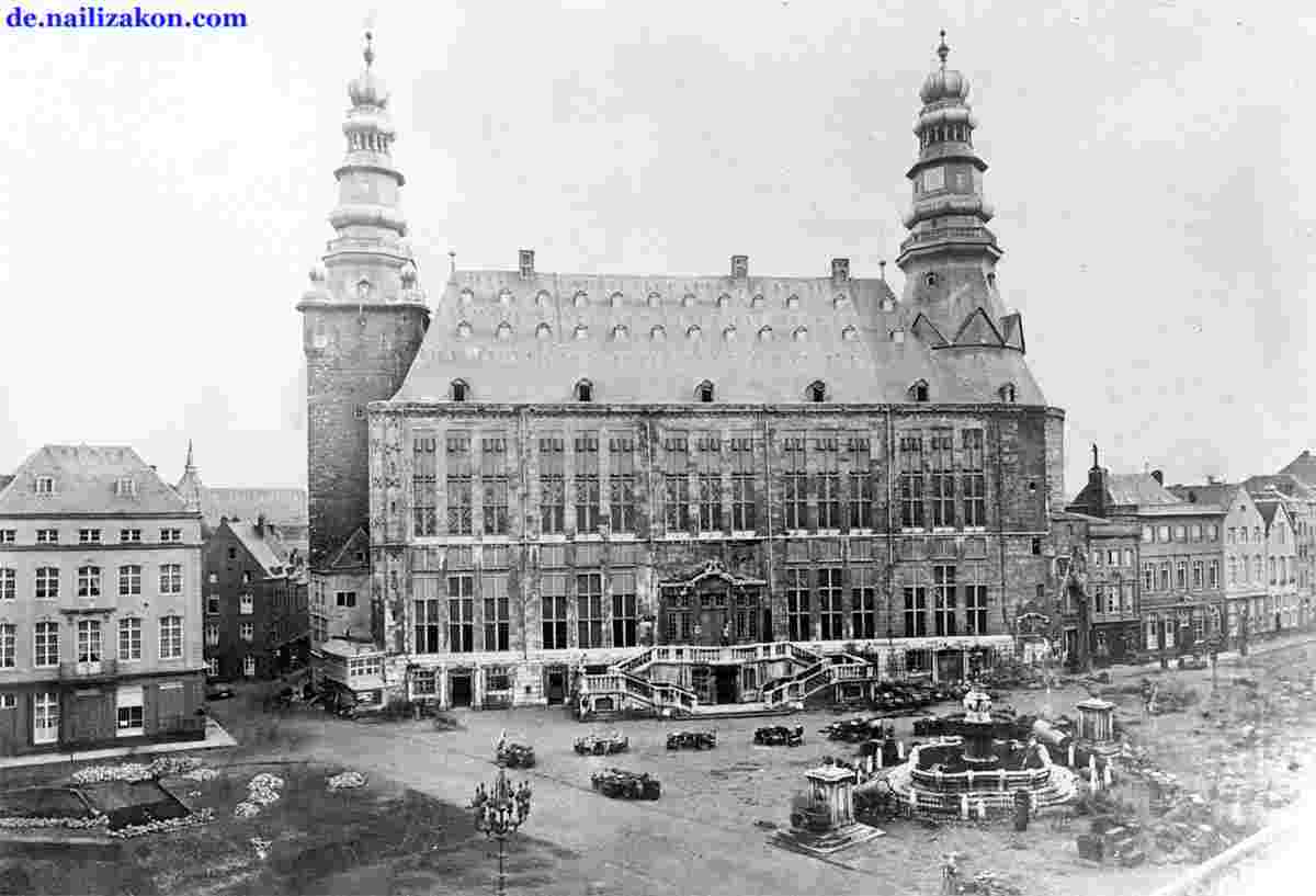 Aachen. Rathaus und Marktplatz, 1877