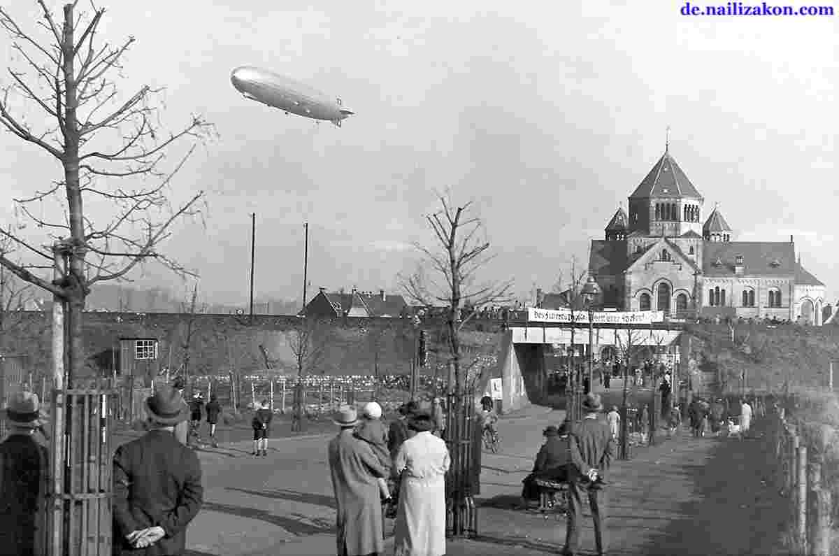 Aachen. Zeppeline überflogen Aachen im März 1936