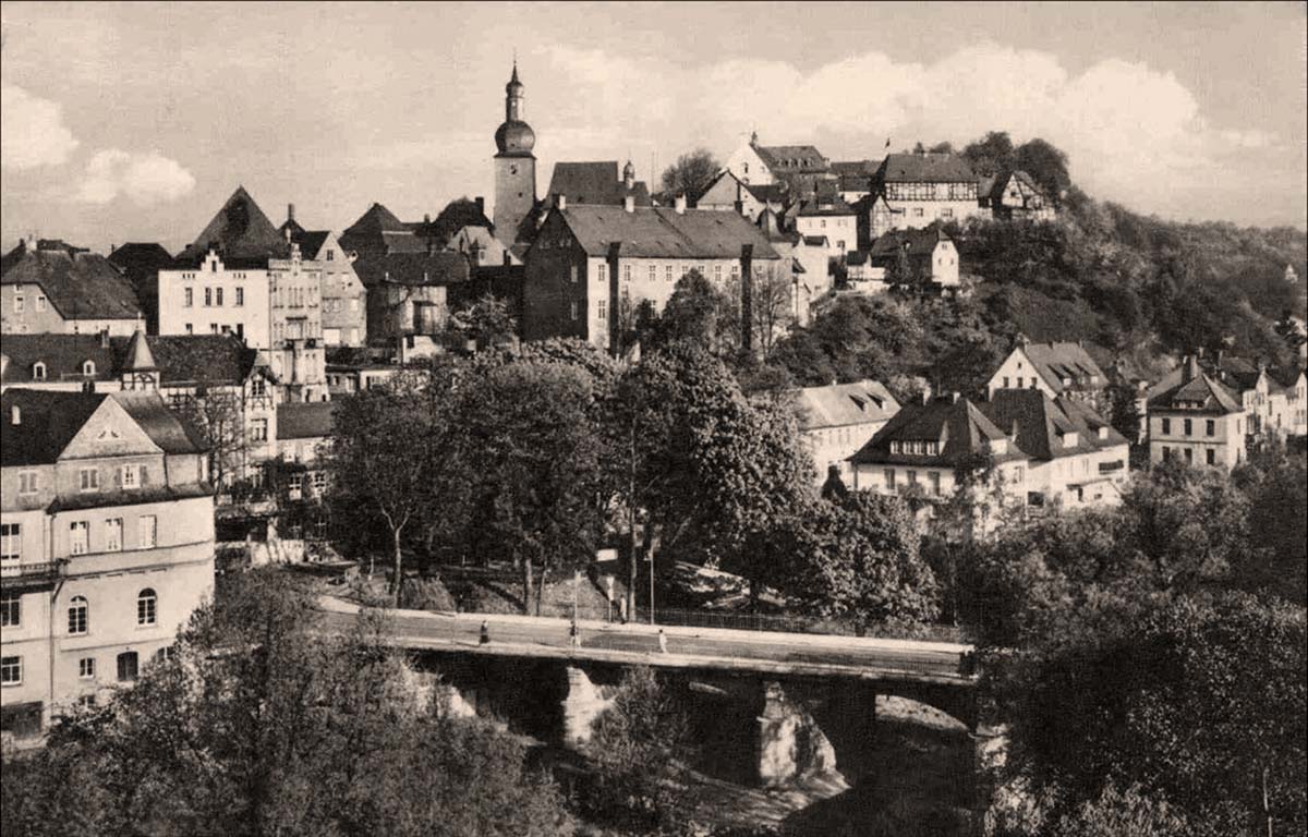 Arnsberg. Panorama von Stadt und Brücke