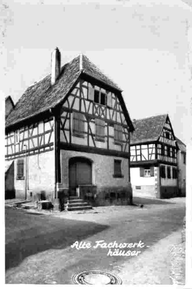 Albersweiler. Alte Fachwerkhäuser, 1959