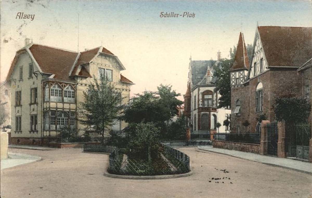 Alzey. Schillerplatz