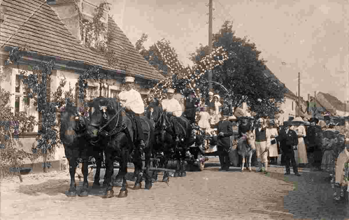 Alsleben. Historischer Festumzug in Alsleben 1913