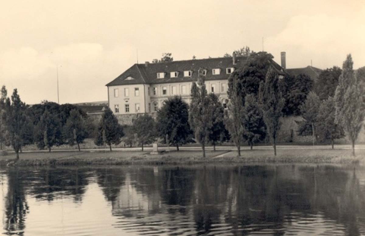 Alsleben (Saale). Schloss