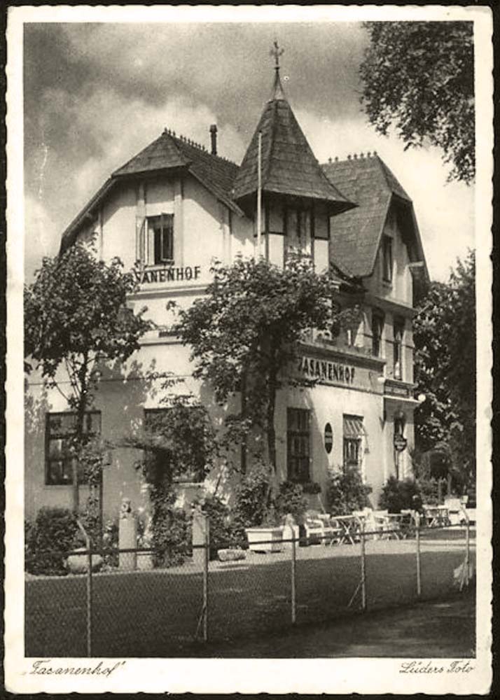 Ahrensburg. Hotel Fasanenhof von C. Riecken