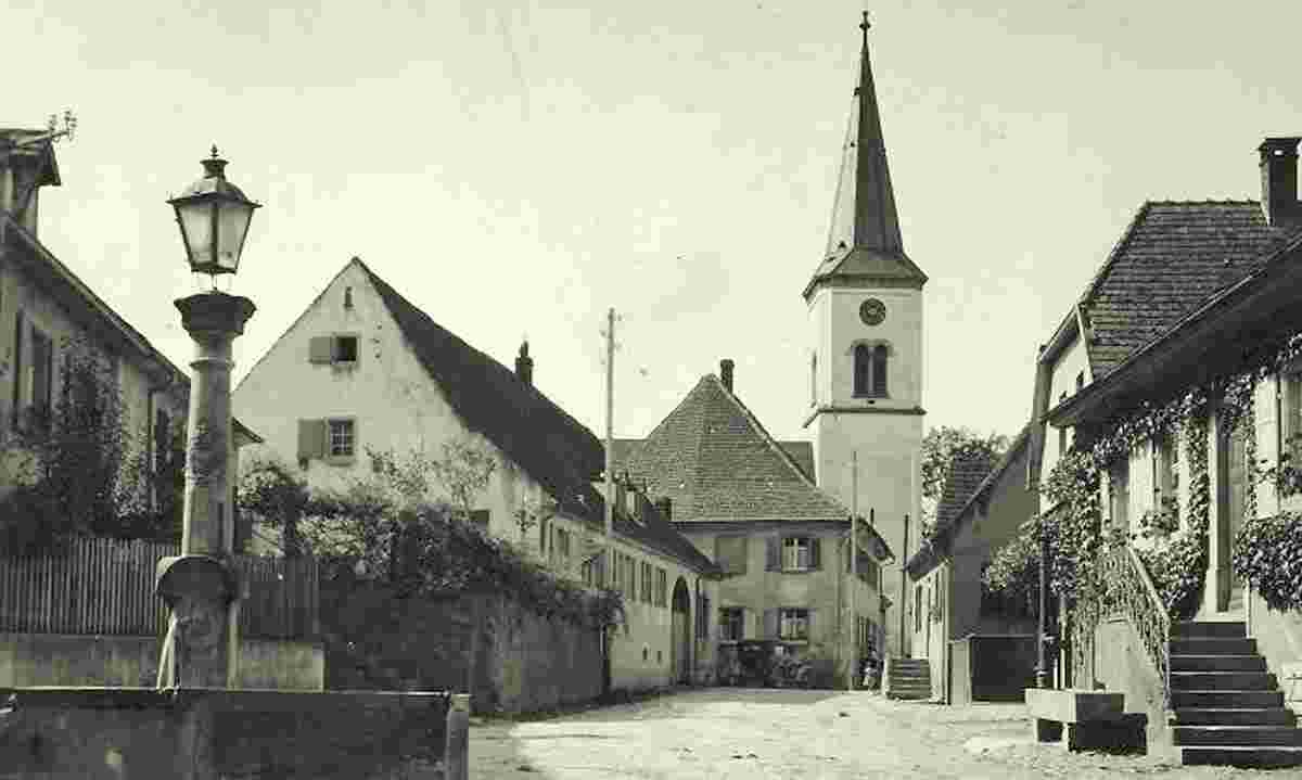 Ballrechten-Dottingen. Brunnen, Gaslaterne, 1940