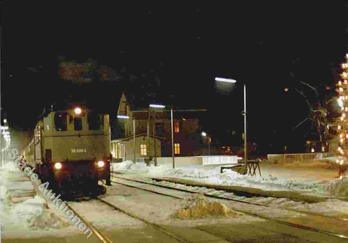 Bernau im Schwarzwald. Winter - Bahnhof