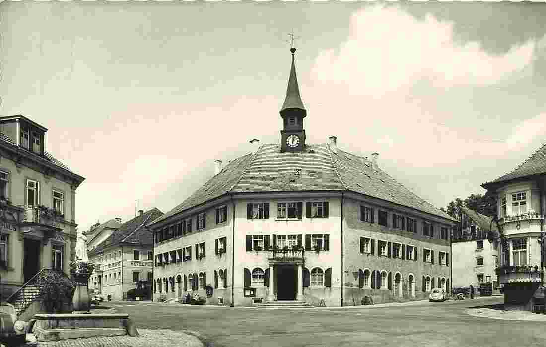 Bonndorf. Gasthaus Sonne, Brunnen, um 1960s